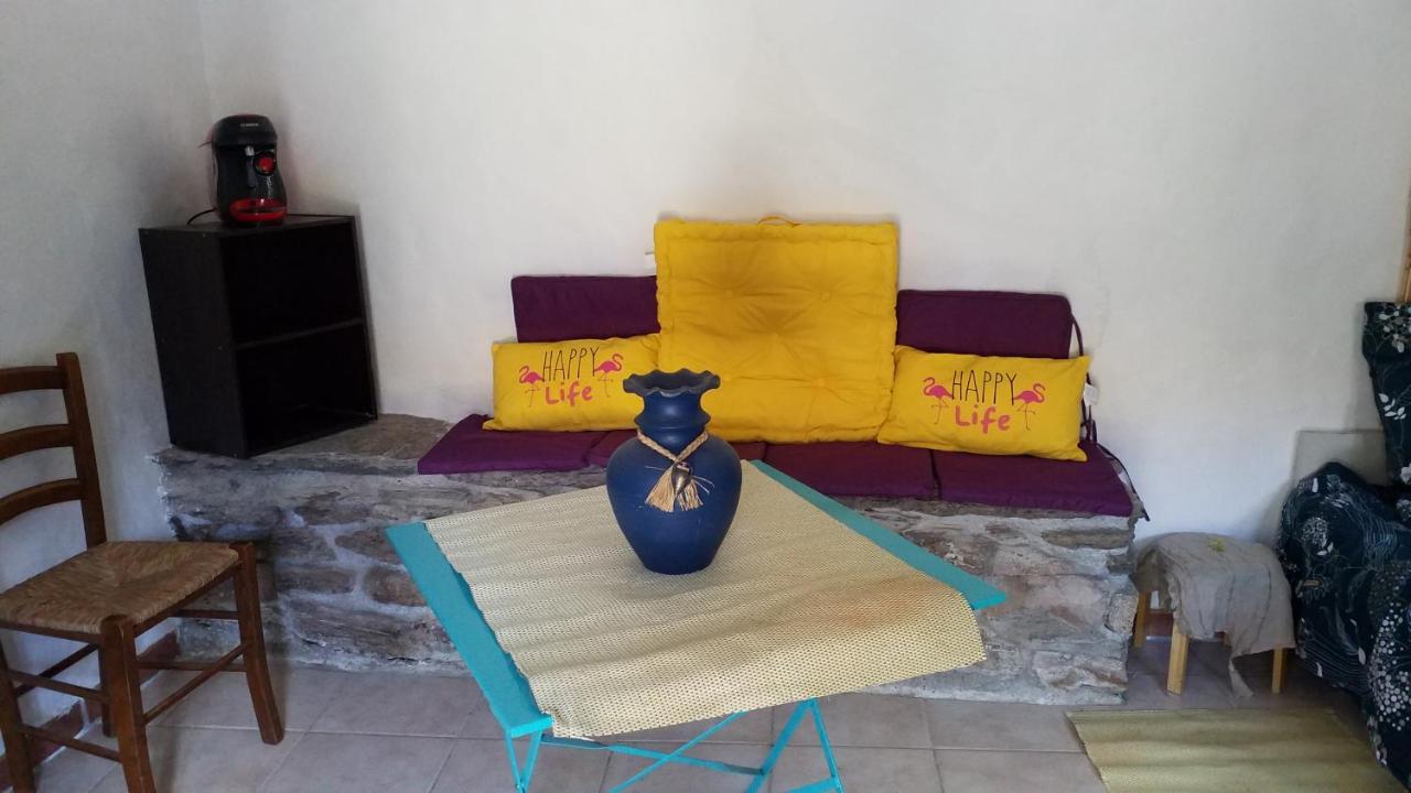 Le Petit Nid Panzió Sablieres Kültér fotó